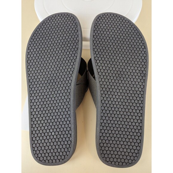 Club Room Riley Flip Flop Sandals Mens 10 Light Grey Toe-Post Flats Shoes NWT - Picture 9 of 12